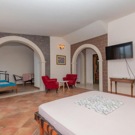 Apartments Magic Time Podstrana Bagian luar foto