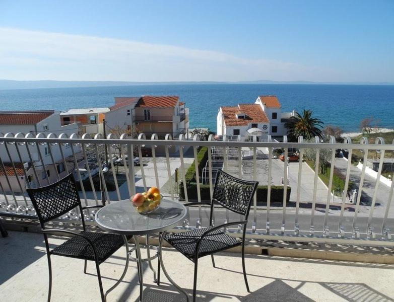 Apartments Magic Time Podstrana Bagian luar foto