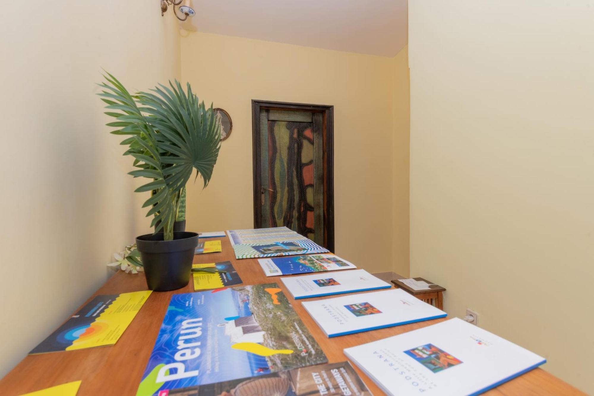 Apartments Magic Time Podstrana Bagian luar foto