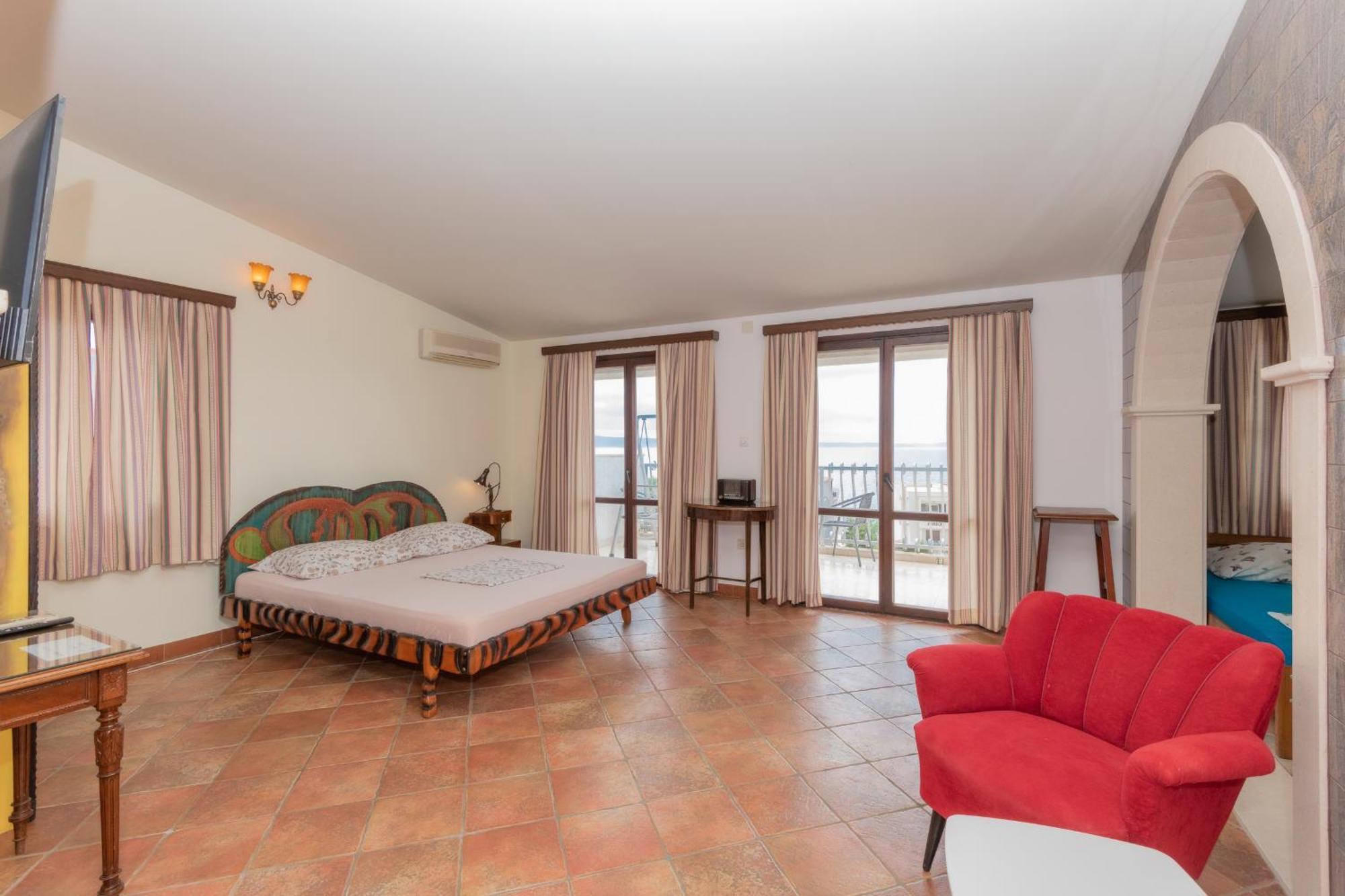 Apartments Magic Time Podstrana Bagian luar foto